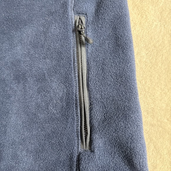 Vineyard Vines Men's Med Navy Full Zip Fleece Vest Whale Logo Martha's Vineyard - Picture 8 of 12